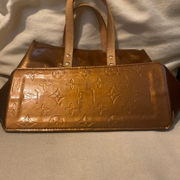 **SOLD**Louis Vuitton Bronze Monogram Vernis Reade - Picture 6 of 6